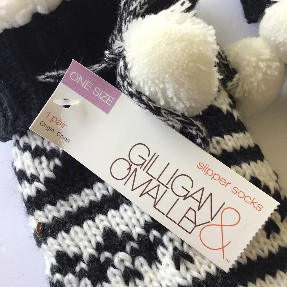 GILLIGAN & O’MALLEY SHERPA LINED SLIPPER SOCKS NWT OSFA
